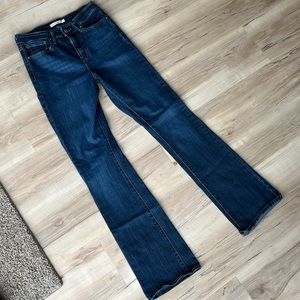 Levis 725 high rise bootcut